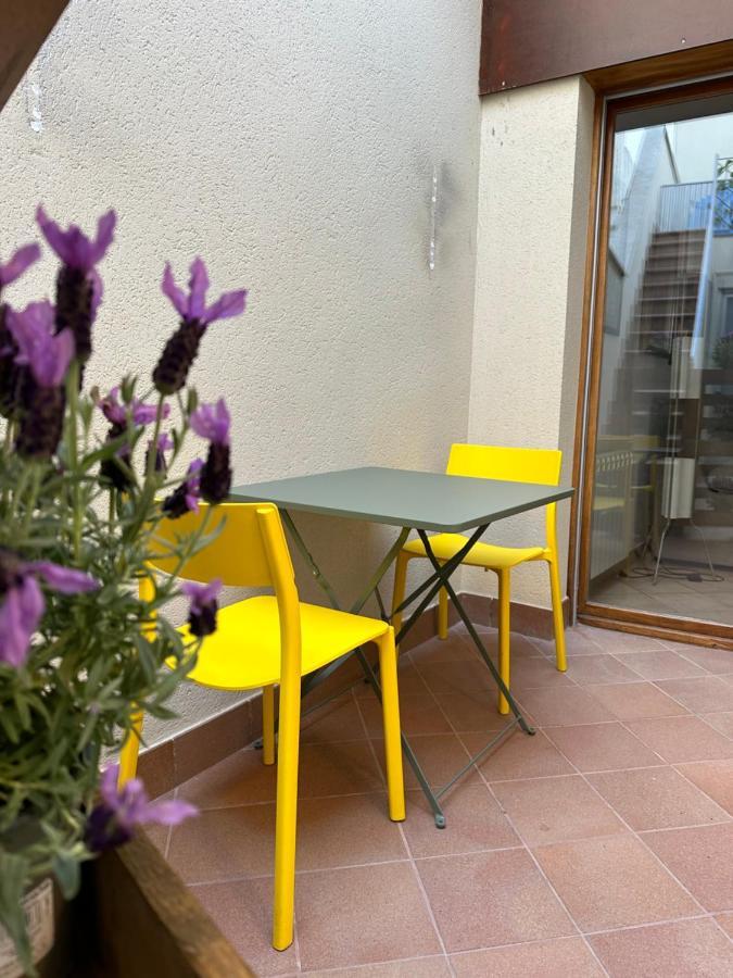 Chic Apartment Beach Матаро Екстер'єр фото
